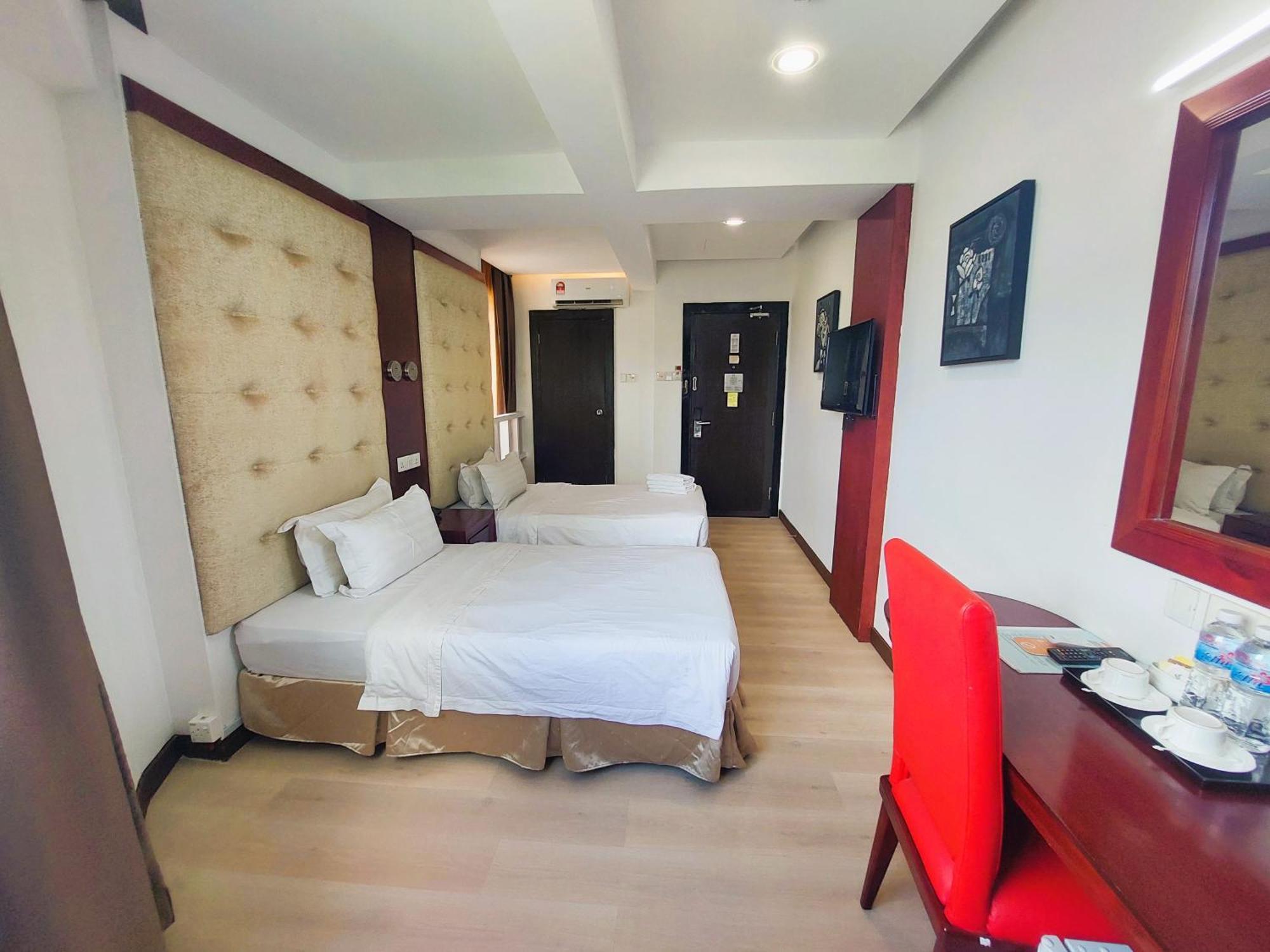 Celyn City Hotel Kota Kinabalu Exterior foto
